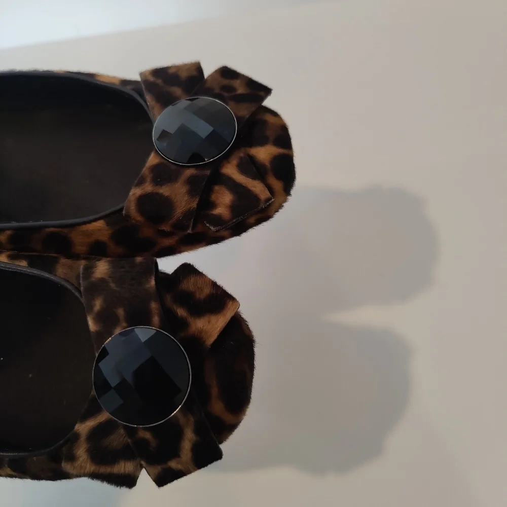 Stuart Weitzman Leopard Print Flats